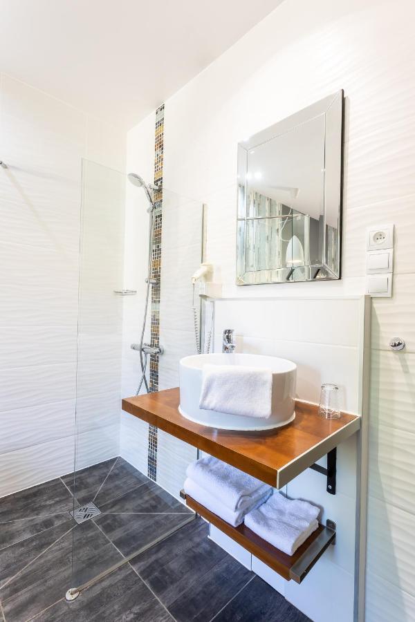 Au P'Tit Creux Des Landes Hotell Ychoux Exteriör bild