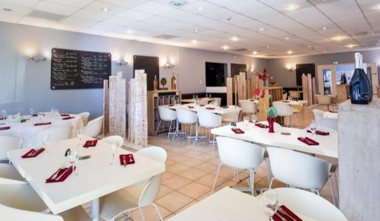 Au P'Tit Creux Des Landes Hotell Ychoux Exteriör bild