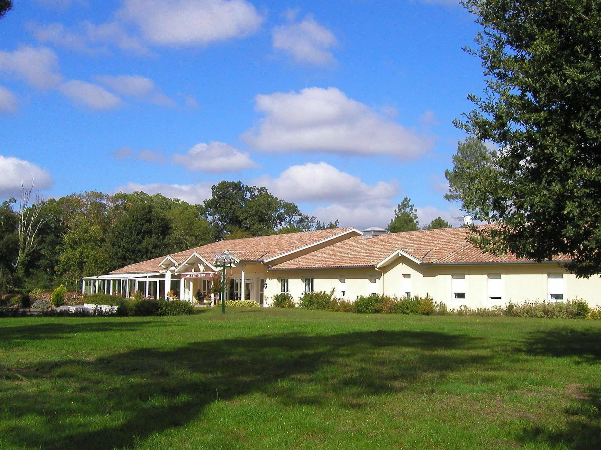 Au P'Tit Creux Des Landes Hotell Ychoux Exteriör bild